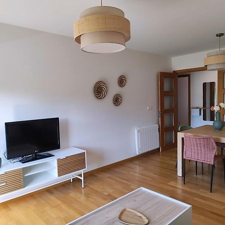 Un Rincon Con Vistas A La Ria, Playa Y Parking. Apartment Ribeira Ngoại thất bức ảnh